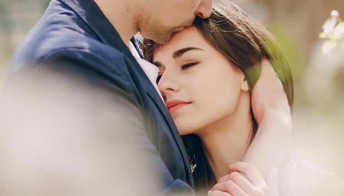 omul-care-iubeste-toate-imperfectiunile-tale