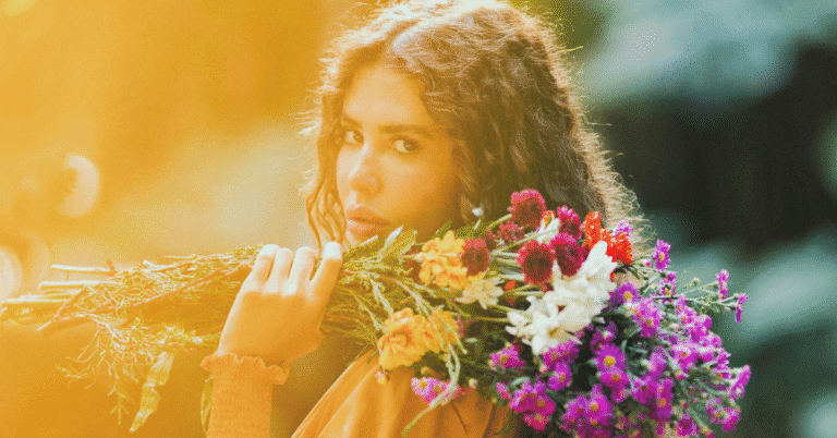 femeie-simpla-sau-una-de-clasa