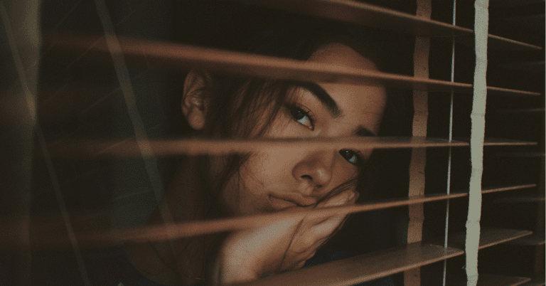 pleaca-cand-nu-mai-apartii